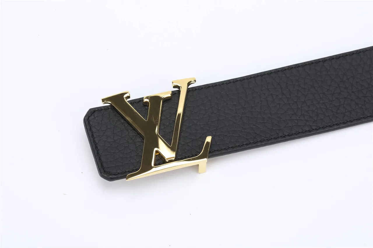 Louis Vuitton Black Gold Pebbled Monogram Buckle Leather Belt 9