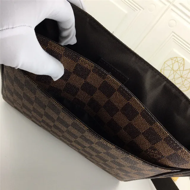 路易威登黑色灰色Damier Graphite Canvas可调节织带信使包 3