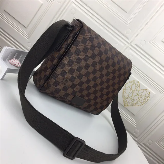 路易威登黑色灰色Damier Graphite Canvas可调节织带信使包 9