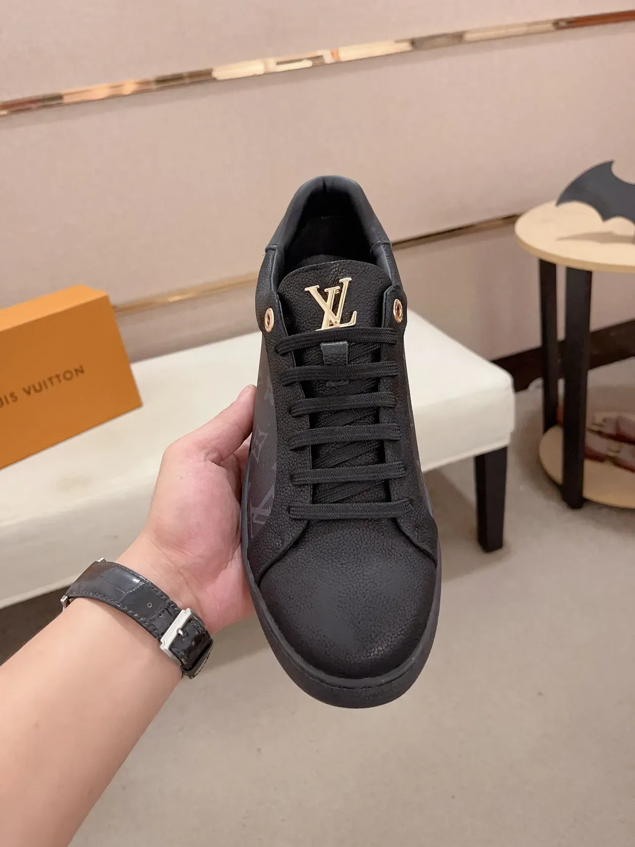 Louis Vuitton Noir Monogram Toile Cuir Embout d'Achille baskets lifestyle 2