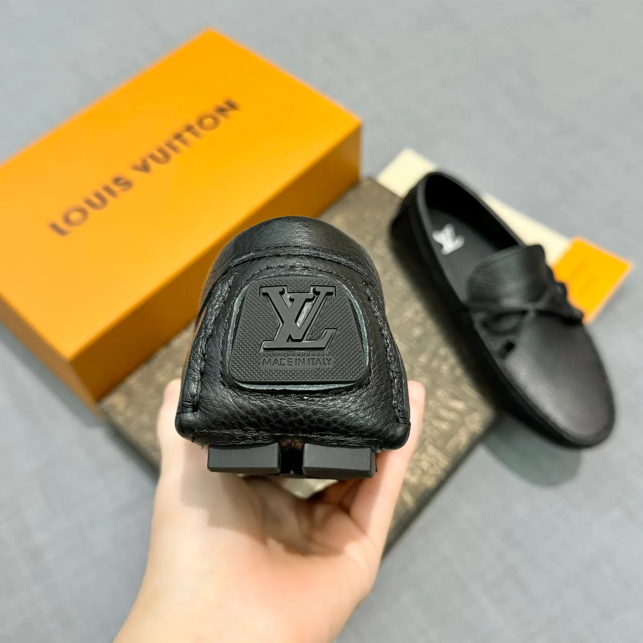 Louis Vuitton Black Pebbled Leather Knotted Strap Loafer 4