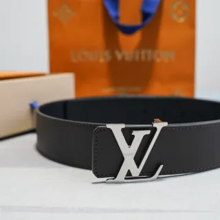 Louis Vuitton Black Silver Smooth Polished LV Buckle Leather Belt