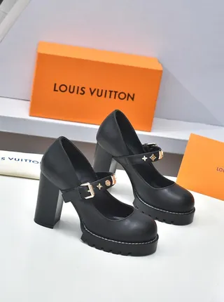 Louis Vuitton Chaussures Mary Jane à boucle étoile noire 4