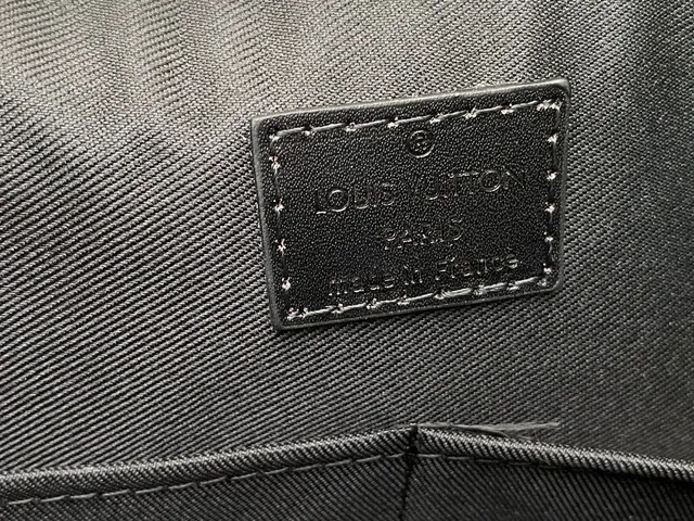 Louis Vuitton حقيبة بوسطن جلدية هيكلية سوداء 2