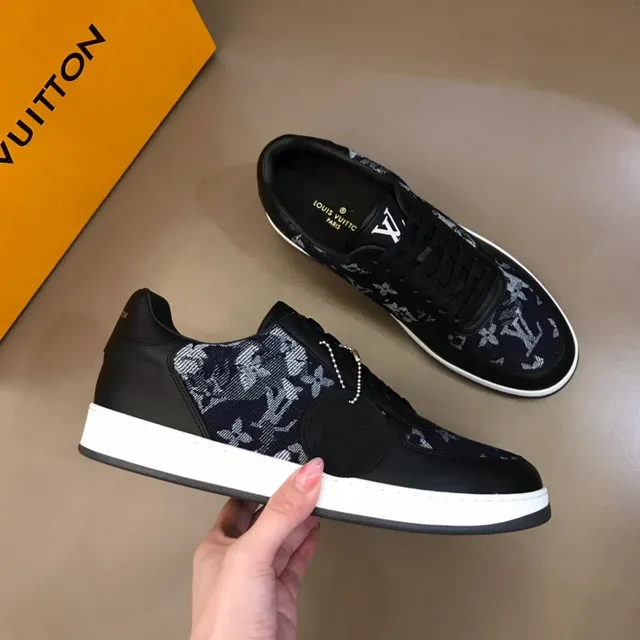 Louis Vuitton Black White Low-Top Leather And Jacquard Textile Upper Lifestyle Sneakers 6