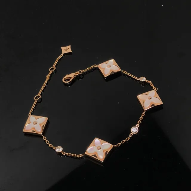 Louis Vuitton Blossom Bracelet Oro Rosa Motivo Floral Blanco Pulsera 2