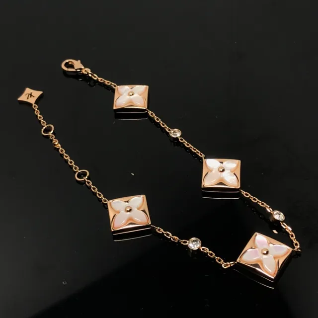Louis Vuitton Blossom Bracelet Oro Rosa Motivo Floral Blanco Pulsera 4