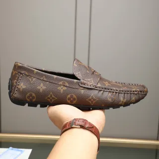 Louis Vuitton 棕米色印花皮革平底乐福鞋