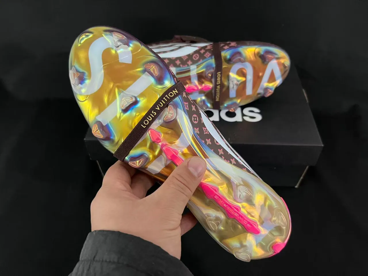 Louis Vuitton Brown Pink Low-Cut Football Boot Monogram-Printed Upper Firm-Ground Soccer Shoes 2