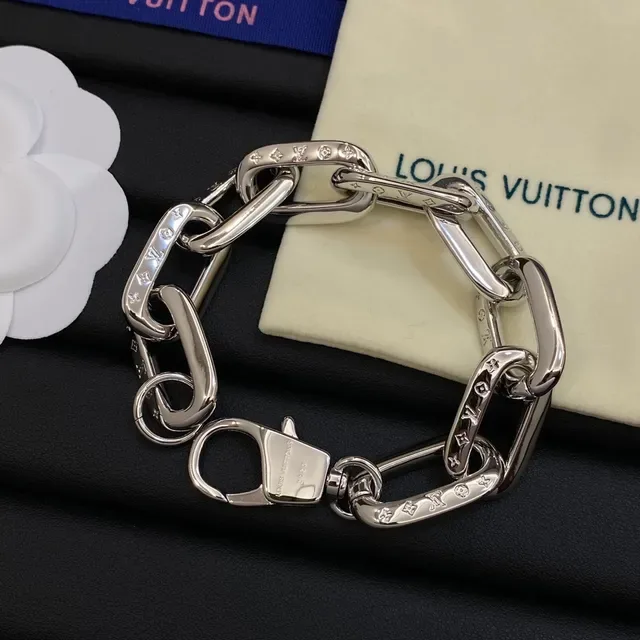 Louis Vuitton Camellia Chain Silver White Chunky Oval-Link Engraved LV Monogram Bracelet 2