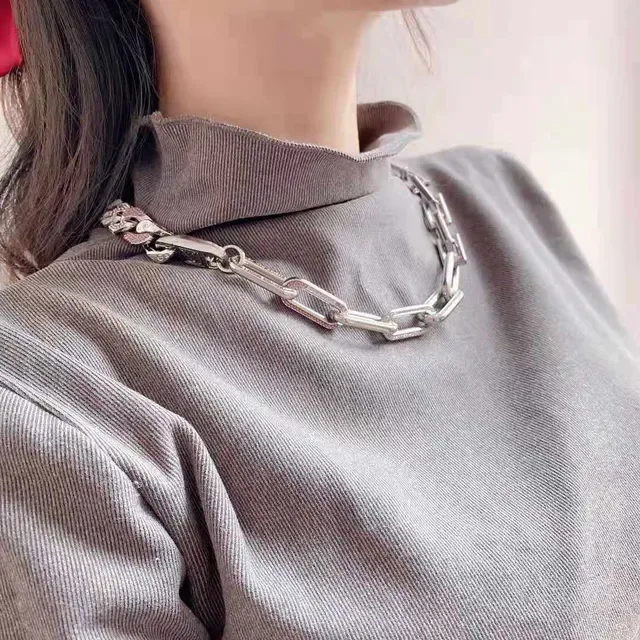 Louis Vuitton Chain Reaction Enamel and Pavé Crystal Necklace 3