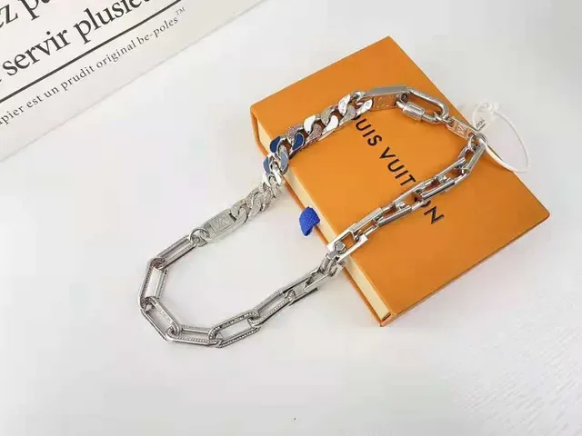 Louis Vuitton Chain Reaction Enamel and Pavé Crystal Necklace 5