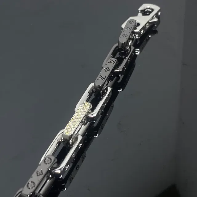 Louis Vuitton Chain Reaction Silver Monogram Pavé Bracelet 4