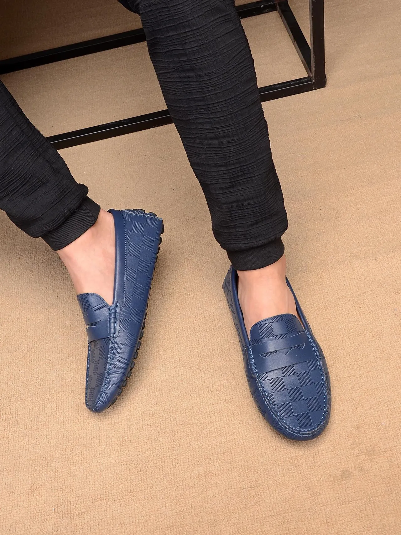 Louis Vuitton Damier Cobalt Loafer Toile Bleu Beige A Carreaux Bride Penny Loafer 3