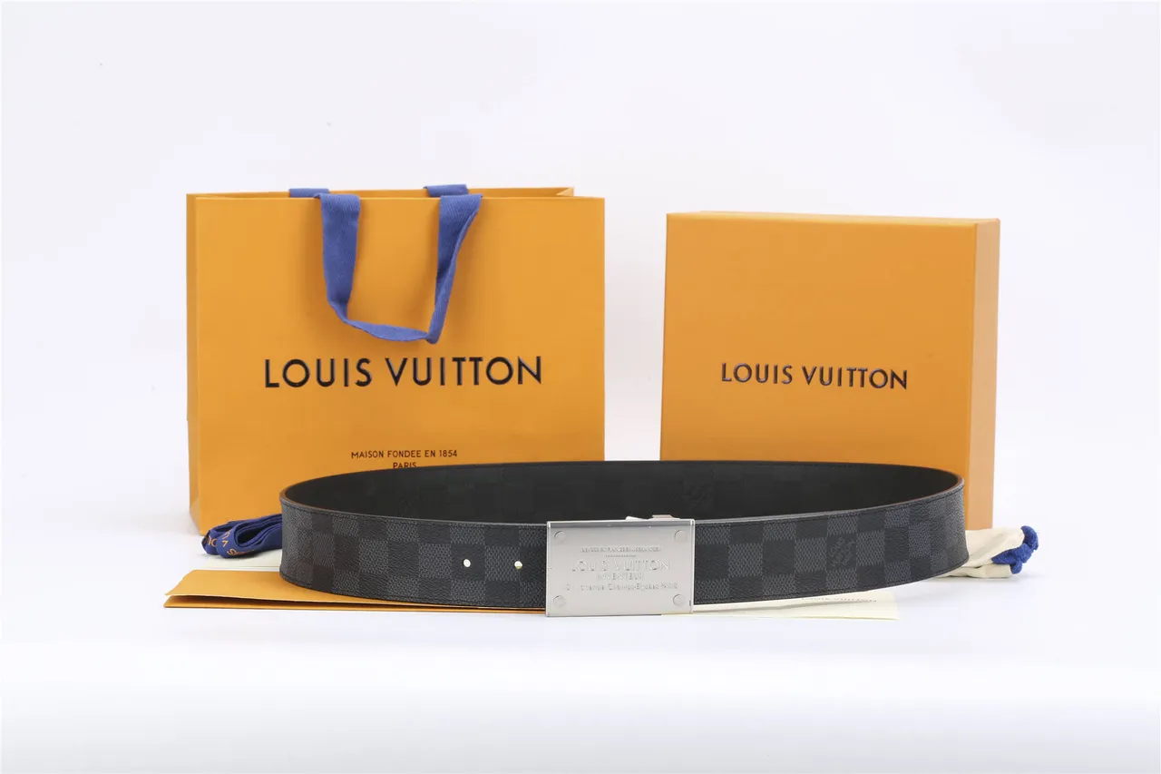 Louis Vuitton Damier Graphite Engraved Buckle Leather Belt 9