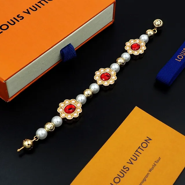 Louis Vuitton Floral Motif Red Stone and Pearl Bracelet 6