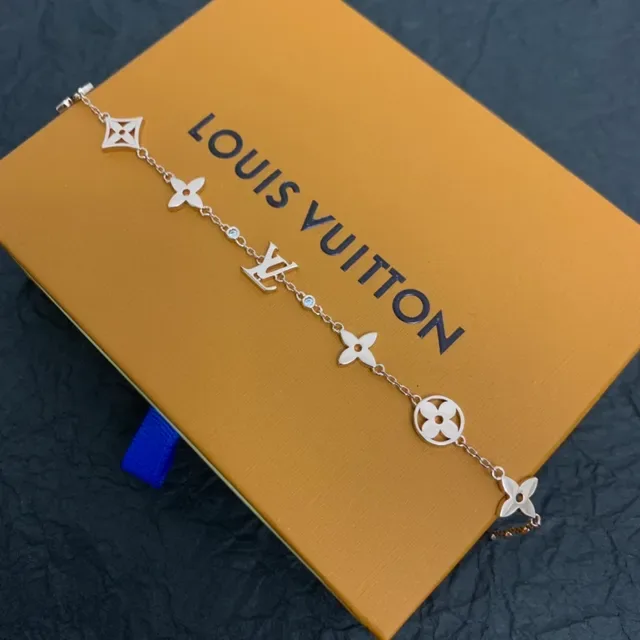 Bracelet Louis Vuitton Chaîne Fleur Tonalité Or Motif Floral 6