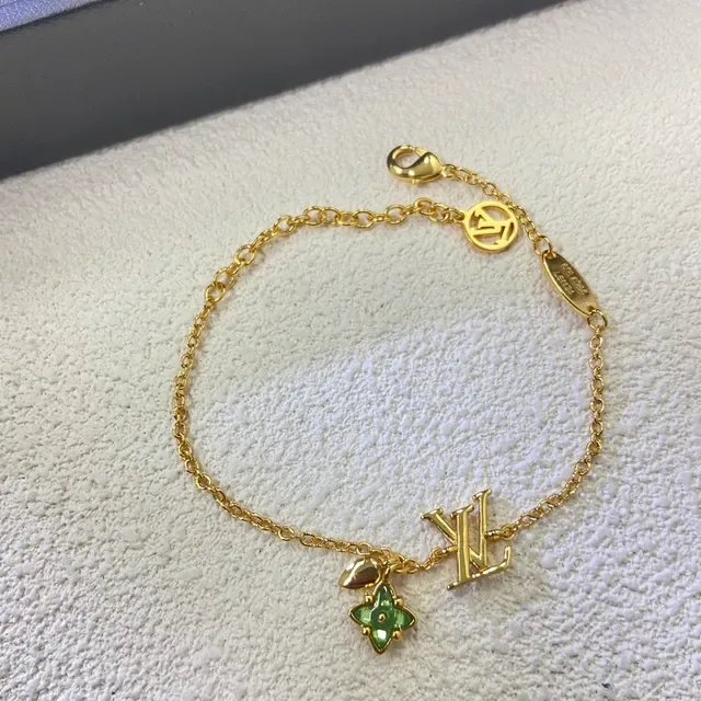 Louis Vuitton Flower Monogram Gold Silver Pendant Charm Necklace 3