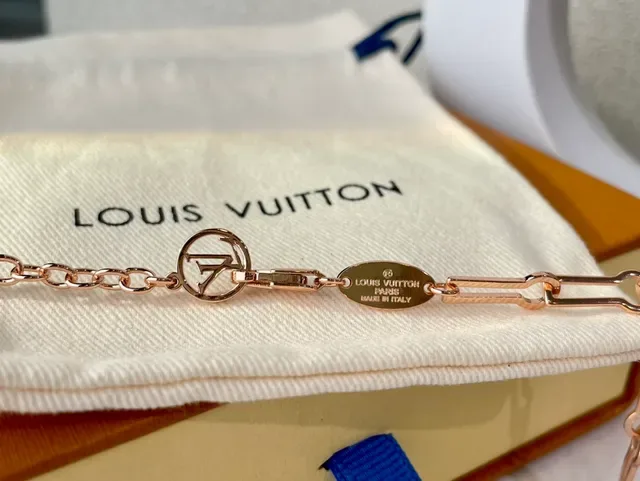 Louis Vuitton Gold Black Rectangular Link Chain Dual Pendant Charms Necklace 8