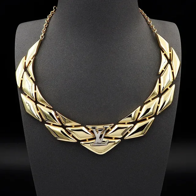 Louis Vuitton Gold Geometric Leaf-Link Choker Polished Metal Necklace 5