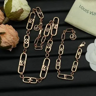 Louis Vuitton Gold Link-Chain Construction Monogram-Engraved Oval Links Necklace