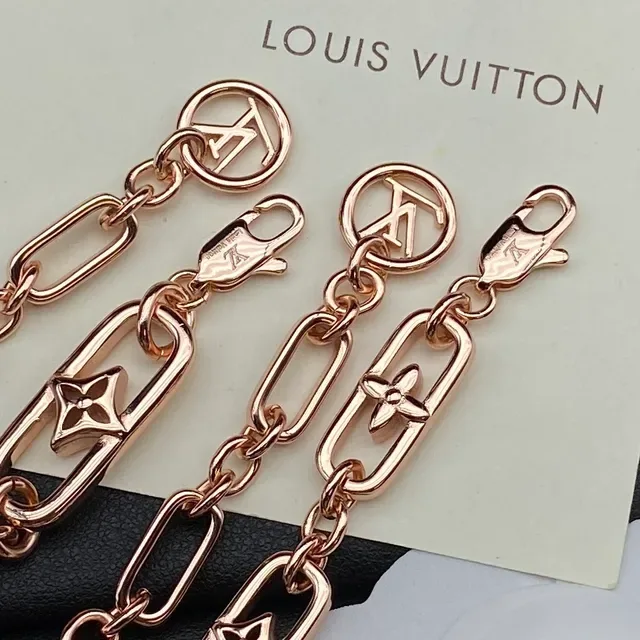 Louis Vuitton Gold Link-Chain Construction Monogram-Engraved Oval Links Necklace 2