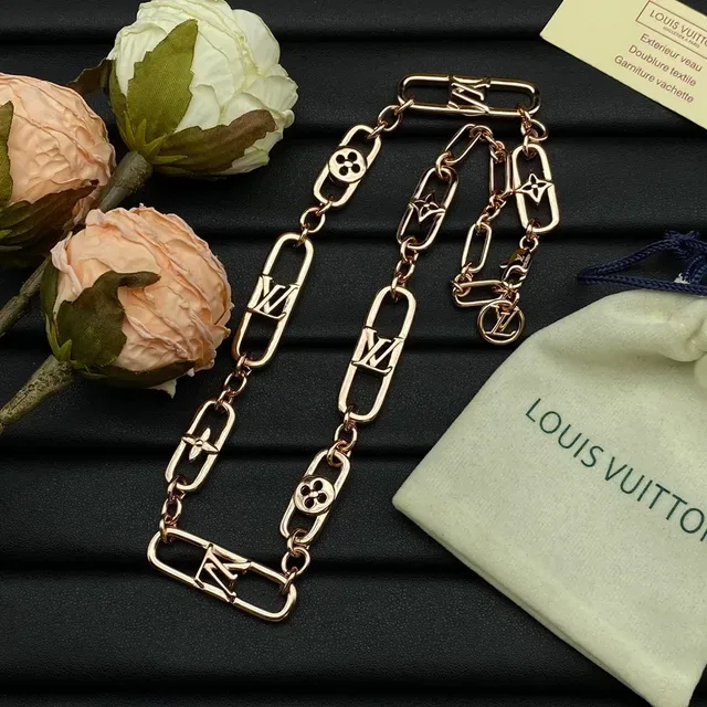 Louis Vuitton Gold Link-Chain Construction Monogram-Engraved Oval Links Necklace 6