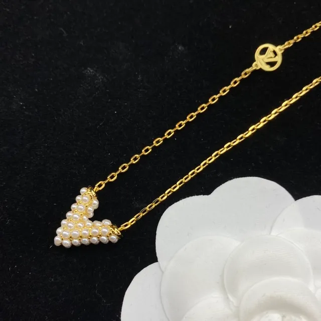 Louis Vuitton Gold White Chain Pearl-Embellished Triangles Bracelet 2