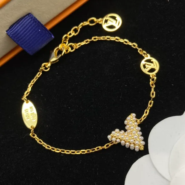 Louis Vuitton Gold White Chain Pearl-Embellished Triangles Bracelet 8