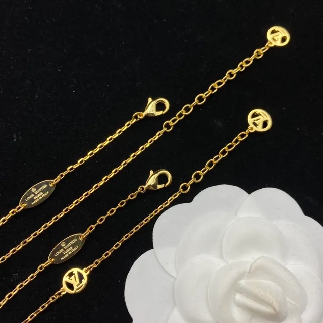 Louis Vuitton Gold White Chain Pearl-Embellished Triangles Bracelet 9