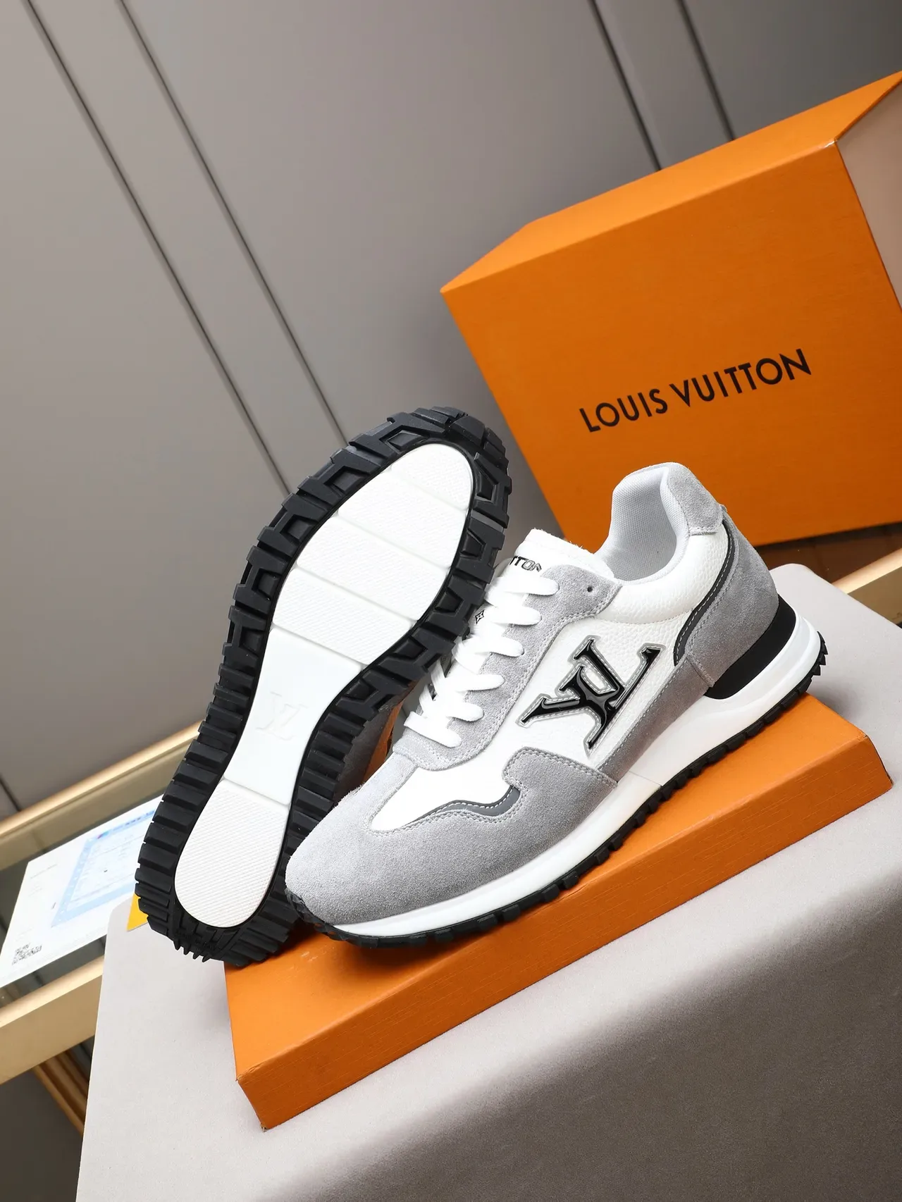 Louis Vuitton Gray White Low-Top Runner Silhouette Mixed Suede And Textured Leather Upper Lifestyle Sneakers 4