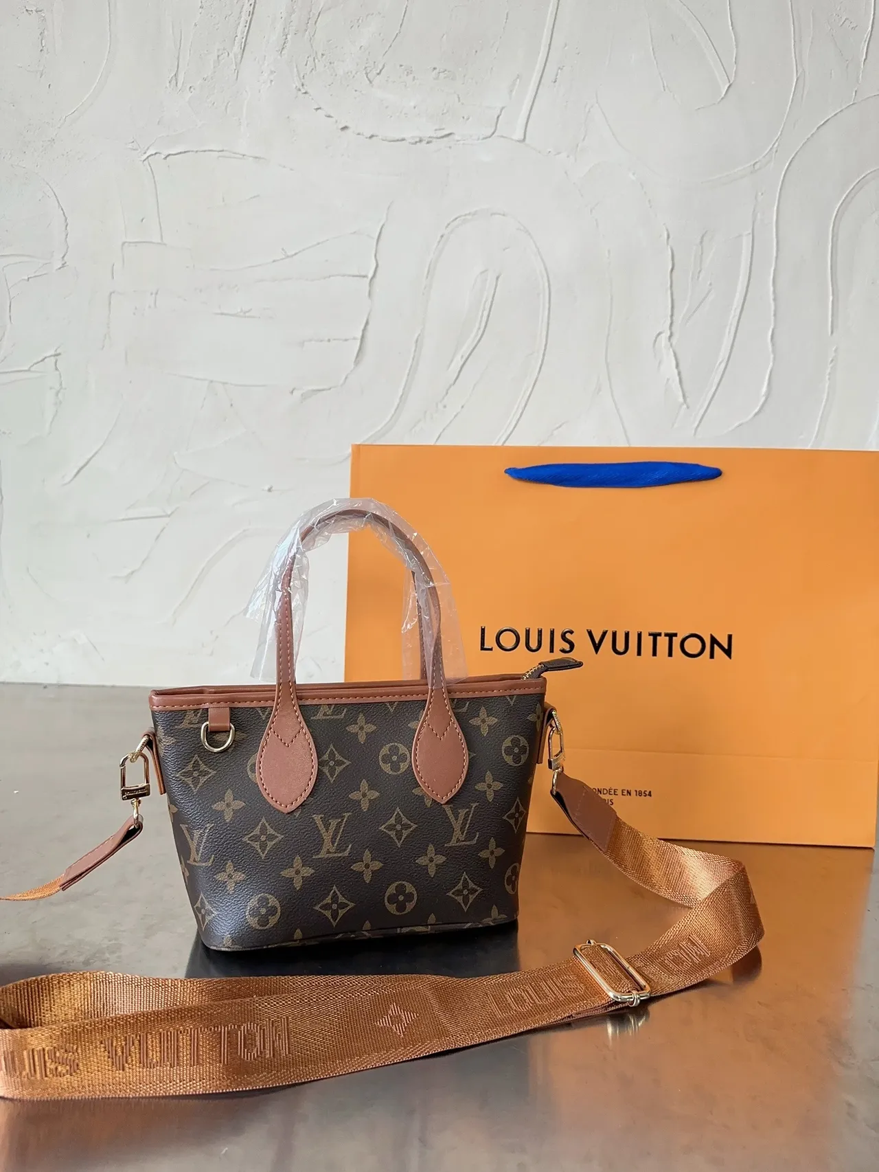 Louis Vuitton Hobo Brown Beige Crescent-Shaped Monogram Canvas Hobo Bag 4
