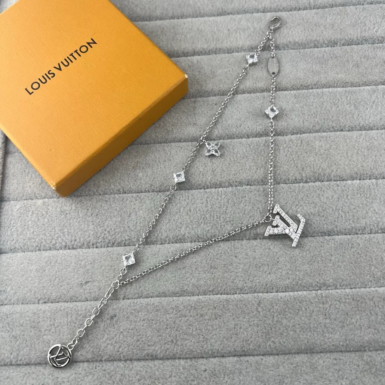 Louis Vuitton Iconic Monogram Gold Silver Pavé-Crystal LV Pendant Diamond-Shaped Stations Necklace 4