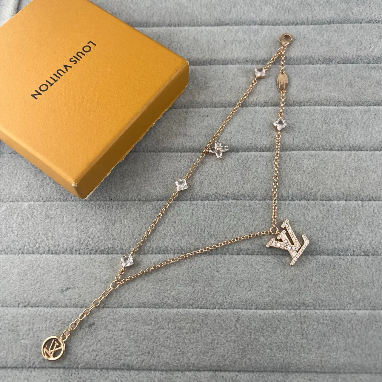 Louis Vuitton Iconic Monogram Gold Silver Pavé-Crystal LV Pendant Diamond-Shaped Stations Necklace 5