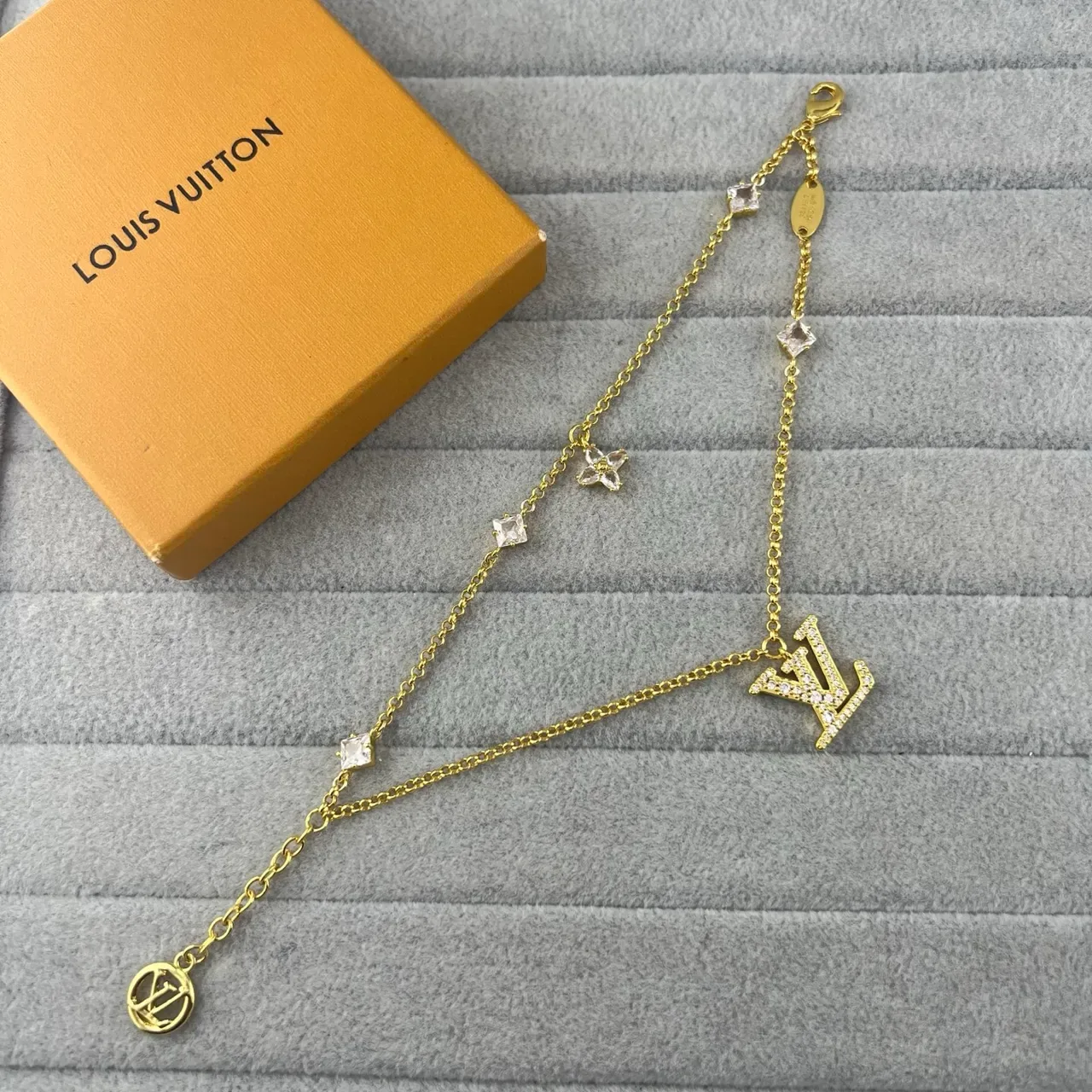Louis Vuitton Iconic Monogram Gold Silver Pavé-Crystal LV Pendant Diamond-Shaped Stations Necklace 6