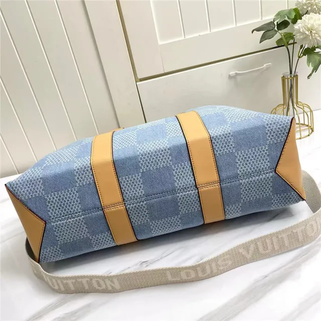 Sac Louis Vuitton Keepall Bandoulière Damier Azur Bleu 4