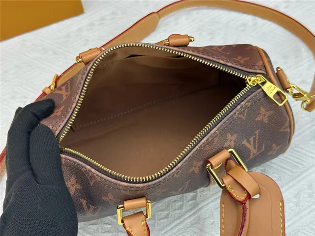 Louis Vuitton Keepall Noir Orange Monogram Canvas Silhouette Baril Sac Boston 11