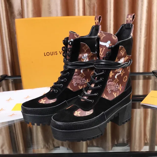 Louis Vuitton Le Cagole Monogram patchwork botas de tornozelo pretas 4