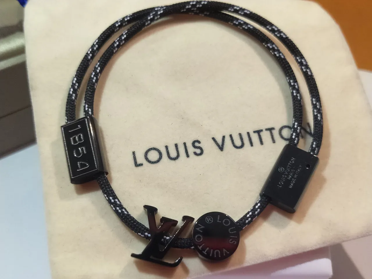 Louis Vuitton LV Circle Bracelet Black and White Braided Cord Rose Gold-Tone Metal Bracelet 4