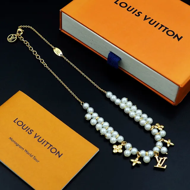 Louis Vuitton LV Flower Gold White Pearl-Strand Necklace 9
