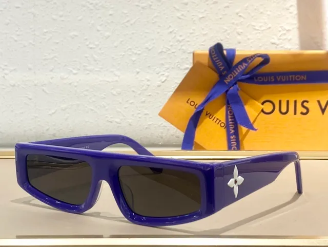 Louis Vuitton LV Flower Rectangular Shield Sunglasses 6
