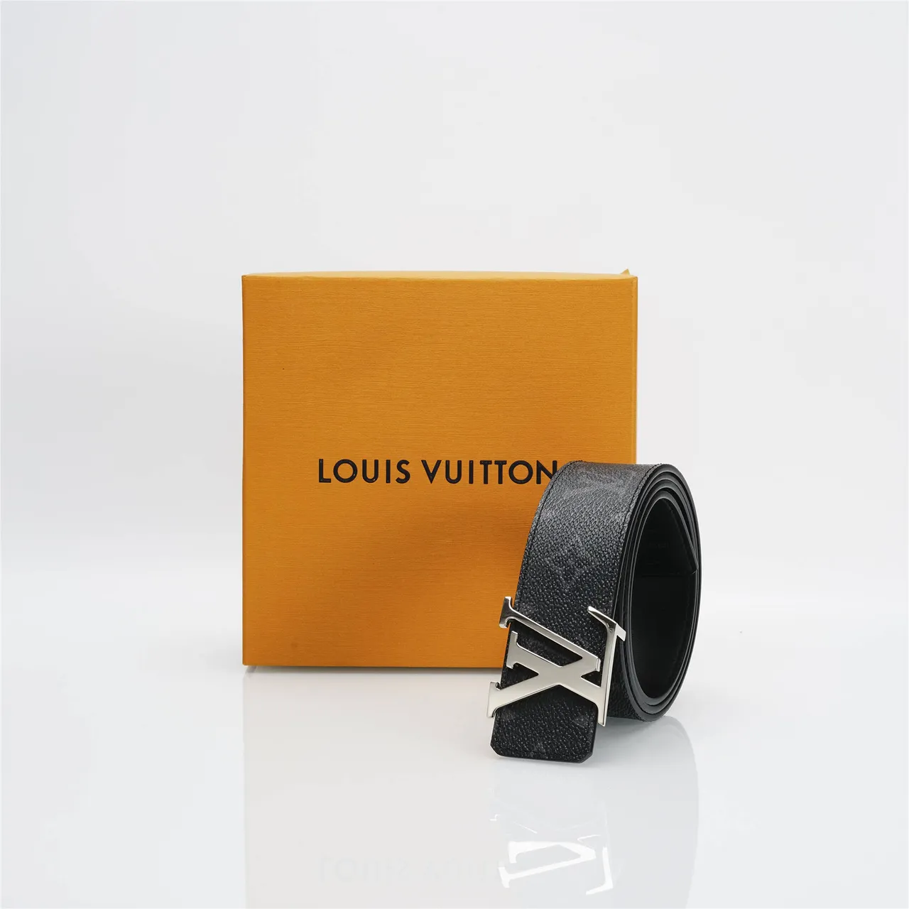Louis Vuitton LV Initiales Black Monogram Leather Belt 7