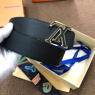 Louis Vuitton LV Initiales Black Pebbled Leather Belt