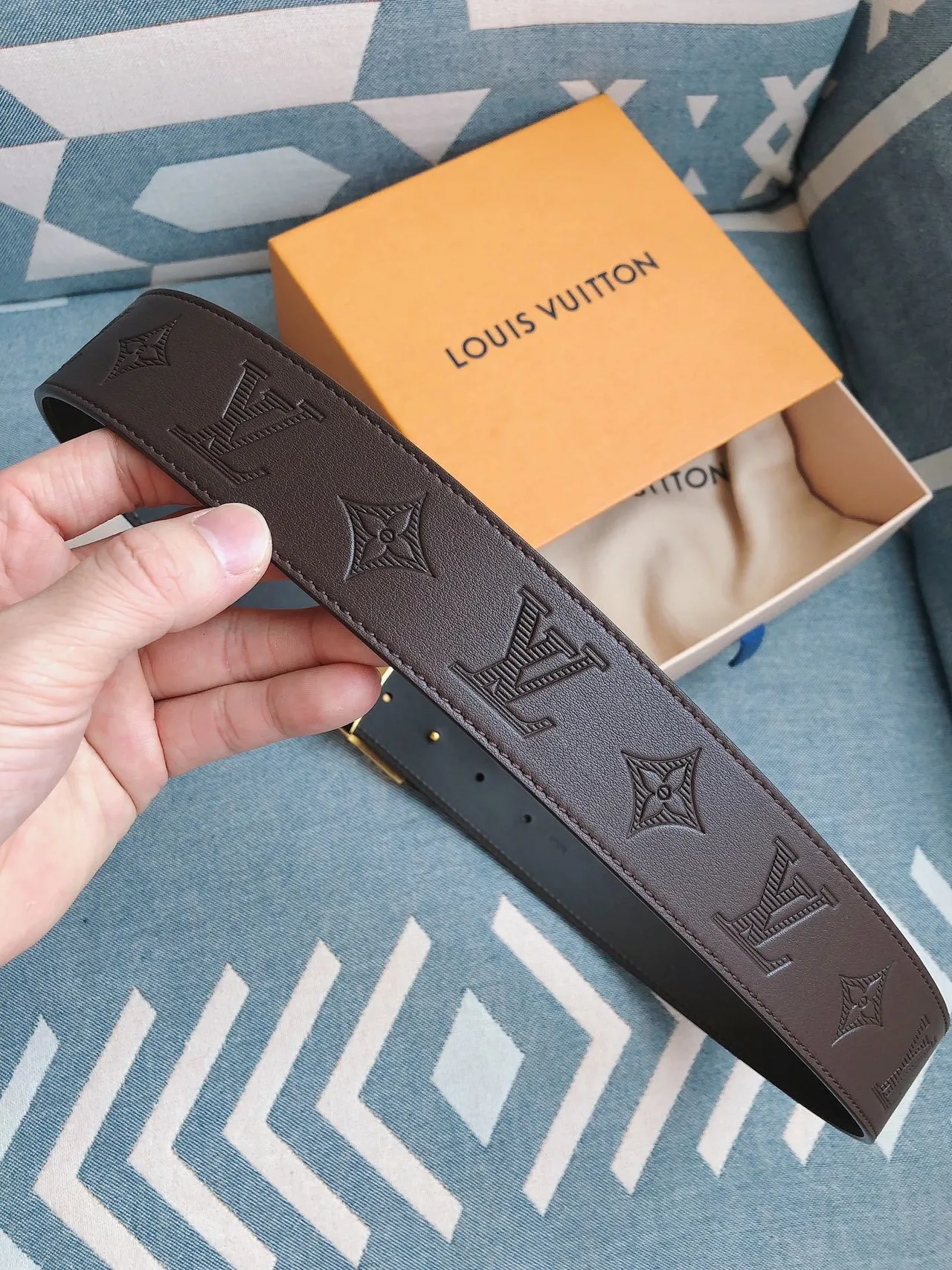 Louis Vuitton LV Initiales Brown Gold Embossed Monogram Buckle Leather Belt 3