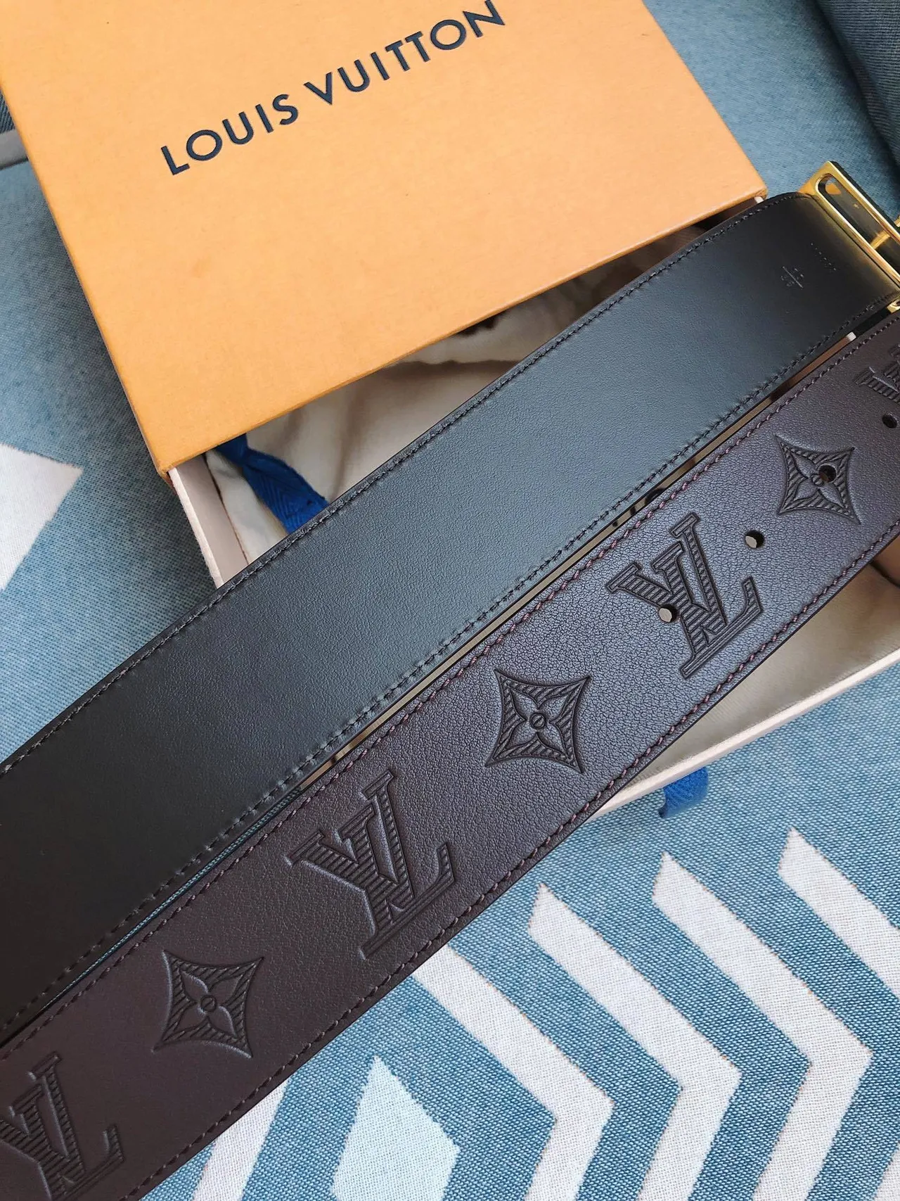 Louis Vuitton LV Initiales Brown Gold Embossed Monogram Buckle Leather Belt 4