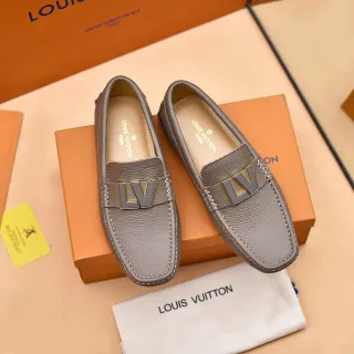 Louis Vuitton LV Loafer 灰色 金色 压纹皮革 Logo 扣环 鞋带 Loafer