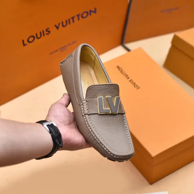 Louis Vuitton LV Loafer Gray Gold Pebbled Leather Logo Buckle Strap Loafer 6