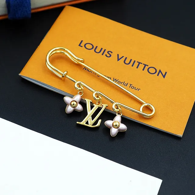 لويس فيتون LV نقش زهوري سحر ذهبي وردي دبوس أمان بروش يتدلج 6