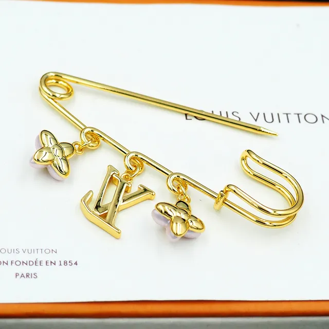لويس فيتون LV نقش زهوري سحر ذهبي وردي دبوس أمان بروش يتدلج 9