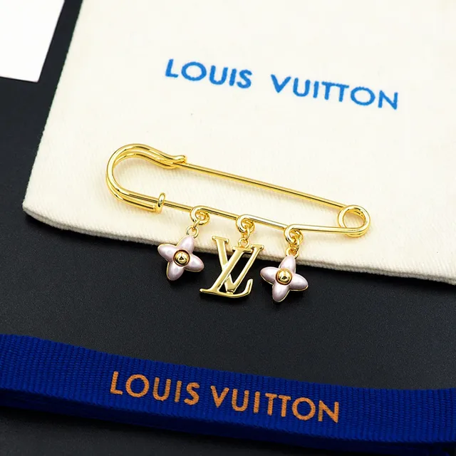 لويس فيتون LV نقش زهوري سحر ذهبي وردي دبوس أمان بروش يتدلج 11